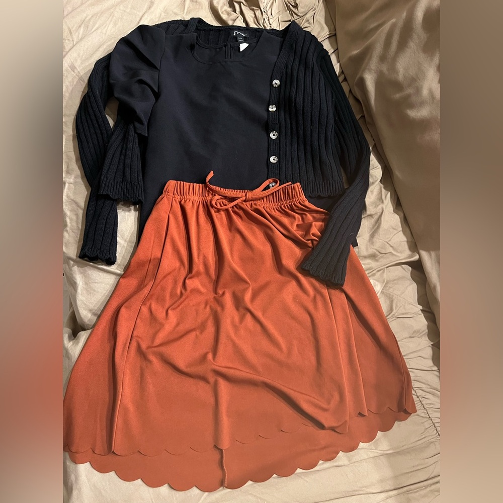 Set Big girl 3 Pcs Skirt + Blouse + Sweater Size 10-14